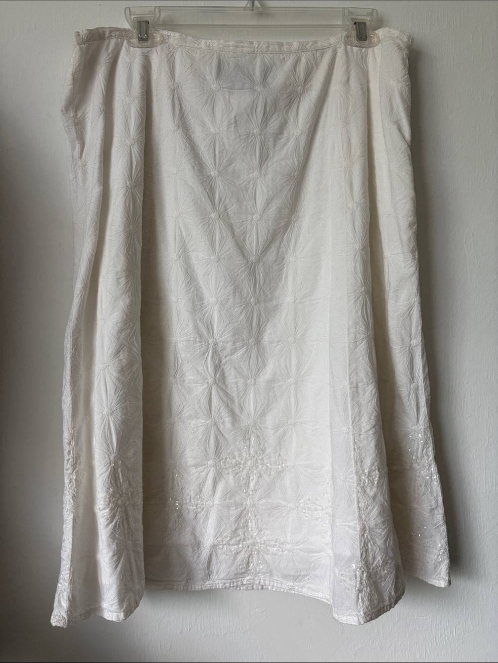 Chico's Cream Textured Floral Embroidered Skirt with sequins Size 2